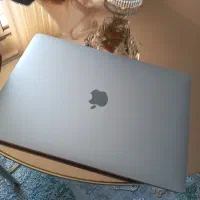 مک بوک ۲۰۱۹ اپل