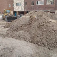 خاکبرداری و زیرسازی ومحوطه لودر و بیل وکامیون