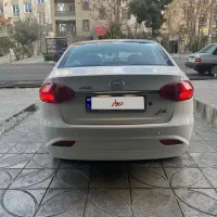 جک J4آپشنال مرداد 404