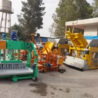 جدیدوکم استعلاک دستگاه بلوک زن با۲سال ضمانت|ماشین‌آلات صنعتی|چابهار, |دیوار