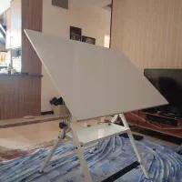 میز نقشه کشی و طراحی