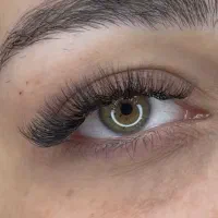 اموزش و انجام اکستنشن مژه حرفه ای و لیفت و لمینت