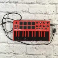 midi میدی کنترلر akai mini red
