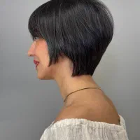 مدل برای کوتاهی در سالن زیبایی مجلل|خدمات آرایشگری و زیبایی|رشت, بوسار|دیوار