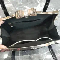 کیف مجلسی|کیف، کفش، کمربند|رشت, آزادگان|دیوار