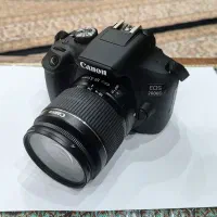 دوربین Canon EOS 2000D بسیار تمیز و نو