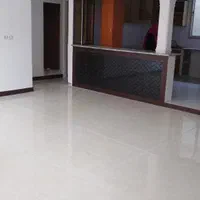 100متری طبقه اول رسانه
