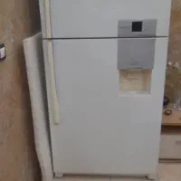 یخچال فریزر کاملا سالم