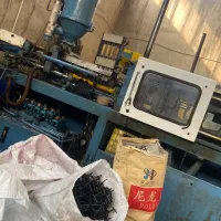 استخدام نیروی کار در کارخانه تزریق پلاستیک