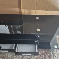 میز تلویزیون شیشه ای