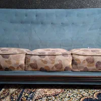 مبل و میز تلویزیون و بوفه و جلو مبلی