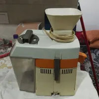 دودستگاه آمیوه گیری مولینکس ژاپنی اصل۲۲۰وات م|آبمیوه‌گیر و آب‌مرکبات‌گیر|تهران, سبلان|دیوار