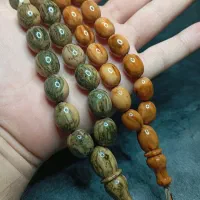 تسبیح قورباغه و شکلاتی کهنه