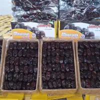 عرضه عمده خرمای مضافتی و کلیته