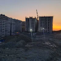 زمین ۱۵۰ متری پونک