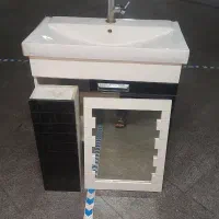 یک عدد روشویی سفید