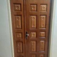 درب با چارچوب آپارتمان