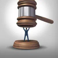 دروازه حقیقت وکیل پایه یک دادگستری