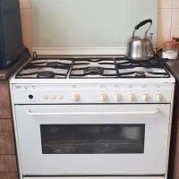 اجاق گاز ۵ شعله سینجر امکانات کامل فر و جوجه گردان|اجاق گاز و لوازم برقی پخت‌وپز|تهران, اقدسیه|دیوار