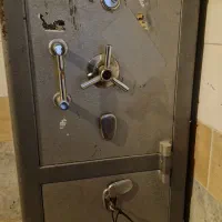 گاو صندوق دو طبقه