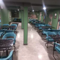 صندلی ومیزکافه رستوران