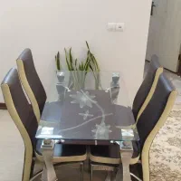 میز نهار  خوری ۴ نفره