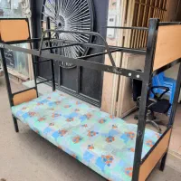 تخت فلزی دو طبقه محکم بدونه ایراد