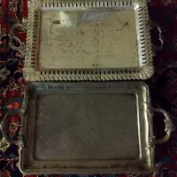 تعداد زیادی ظرف و ظروف آشپزخانه