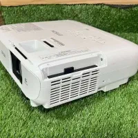 دیتا پروژکتور Epson X117W|تلویزیون و پروژکتور|قم, حاج زینل|دیوار