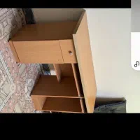 میز تحریر وکامپیوتر