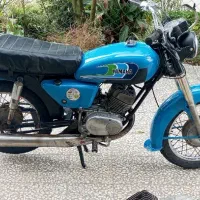 یاماها 125 rs  با مدارک همه چی نو معاوضه میکنم