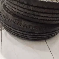 لاستیک نیسان|قطعات یدکی و لوازم جانبی|قرچک, میرزائی شمالی|دیوار