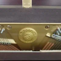 پیانو آگوست هافمن|پیانو، کیبورد، آکاردئون|اصفهان, قلعه طبره|دیوار