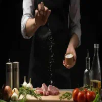 استخدام نیروی خدماتی در منزل