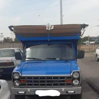 نیسان وانت.