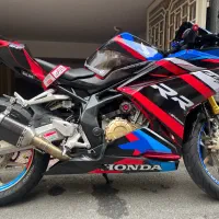 Cbr ninja kawazaki ktm