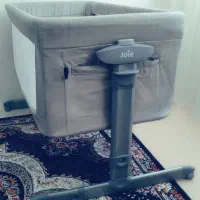 گهواره وتخت کنارمادر