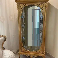 ویترین ، تخت و کمد نوزادی