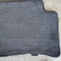 درصندوق عقب پارس جلو پا موکتی اکسنت و مگان