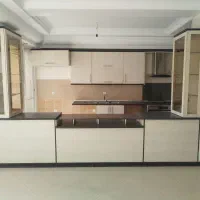 ۱۱۰متر۲خواب/۱۰ساله تمیز/رو به آفتاب/۲پارکینگ سندی