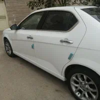 دنا پلاس 6 دنده توربو شارژ سانروف دار