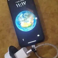 گوشی آیفــون ۱۴ پرومکس فیک با شارژر آیفون اصــلی