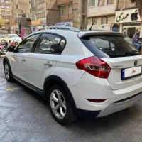 برلیانس کراس مدل۱۳۹۶