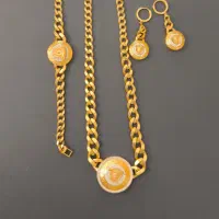 سرویس لوکس ورساچ فقط ۴۰۰ بالای تابلو نو نو