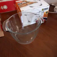 سالاد خوری و ماست خوری