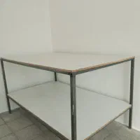 میز برش. خیاطی