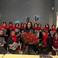 اموزش کاشت ناخن کرمان محدوده هزارویکشب