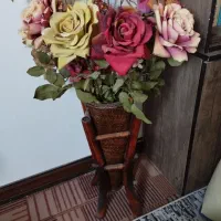 فروش تعدادی لوازم منزل( قهوه ساز، گل ،رگال چدنی)