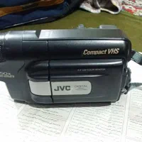دوربین هندی کم ژاپنی  JVC نوار VHS کوچک  خور سالم|دوربین عکاسی و فیلم‌برداری|کرج, چهارصد دستگاه|دیوار