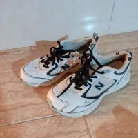 دو جفت کفش خارجی ۶۰۰تومن|کیف، کفش، کمربند|الوند, |دیوار